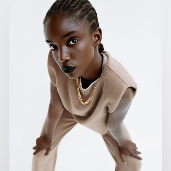 Zara Shoulder Pad Soft Feel Top Sweater Tan Beige Size Large - Picture 2 of 8